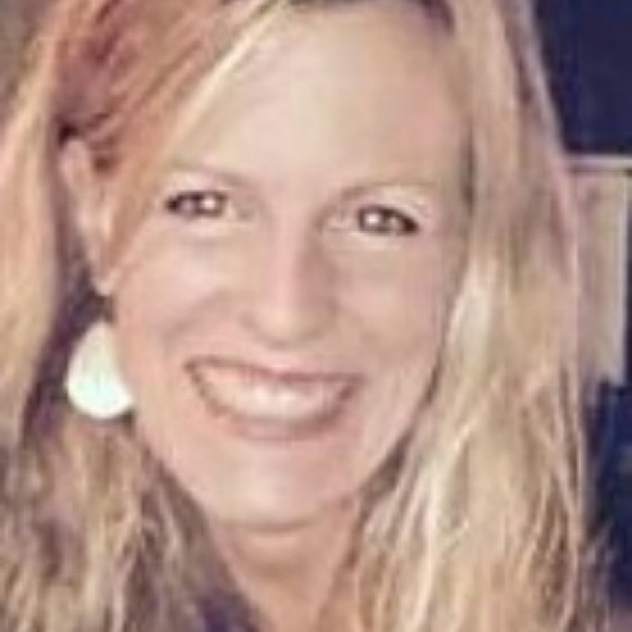 Meet your Posher, Stacia - Picture 1 of 1